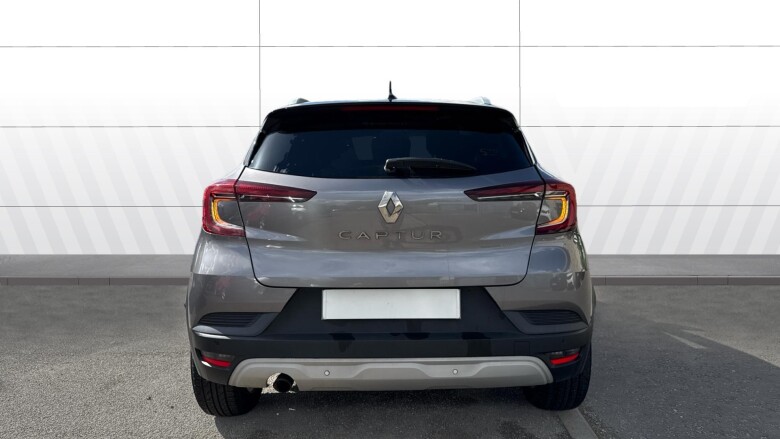 Renault Captur 1.3 TCE 130 Iconic 5dr Petrol Hatchback
